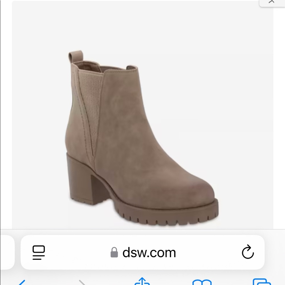 MIA taupe heeled Chelsea boots